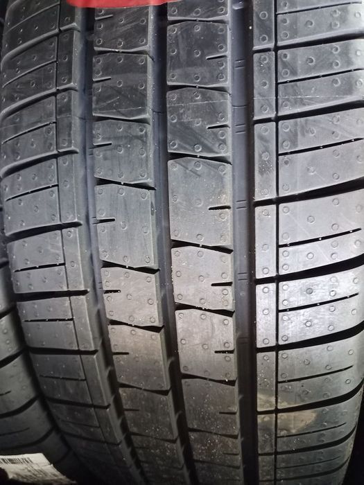 205/65R16C Vredestein Comtrac 2 + Gratis LATO T5  Trafic Vivaro Vito