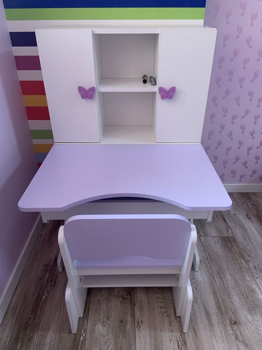 Дитячий письмовий столик