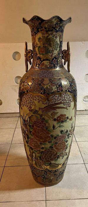 Jarrão Chinês antigo - 1,34 cm de altura