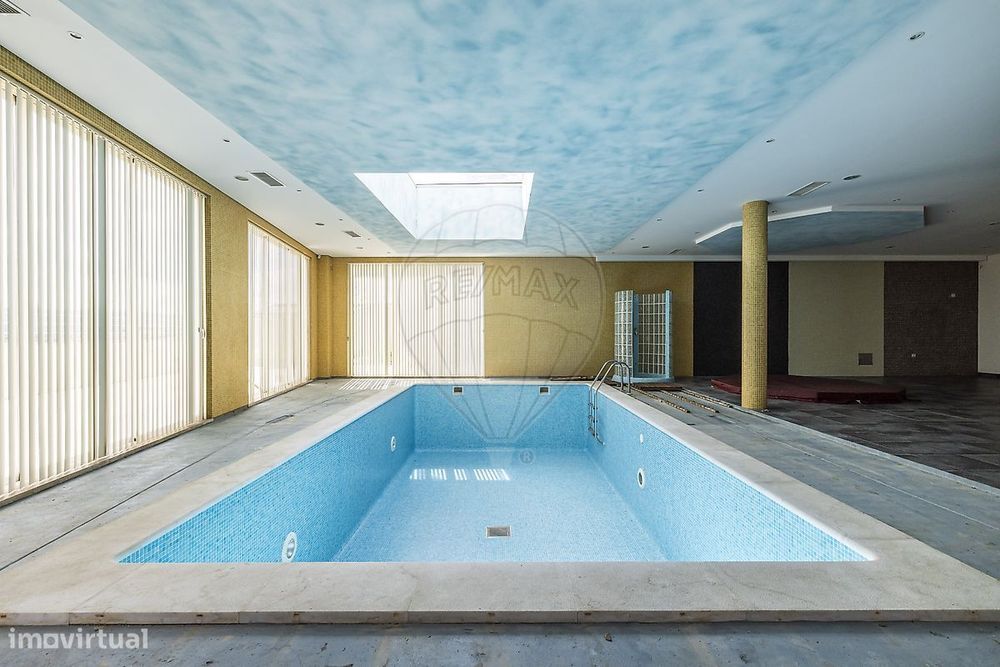 Moradia T6 para venda