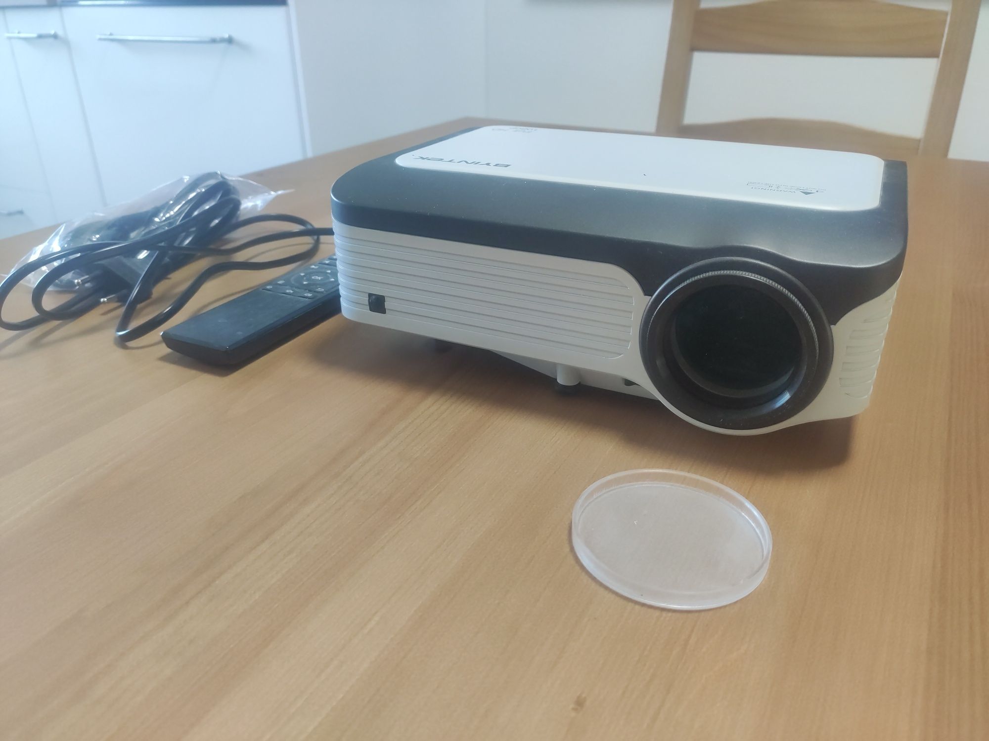 Projektor full HD