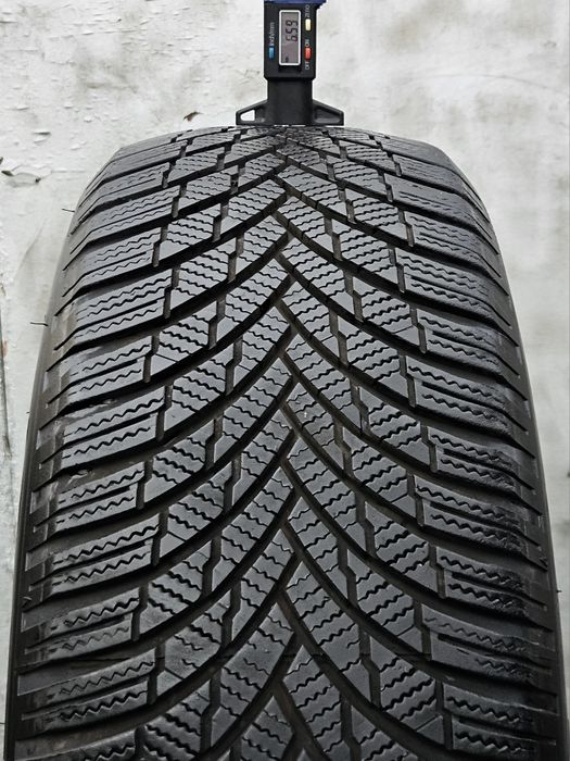 215.60.17 шини зимові Bridgestone 215.60.r17 резина зимова 215.60.r17