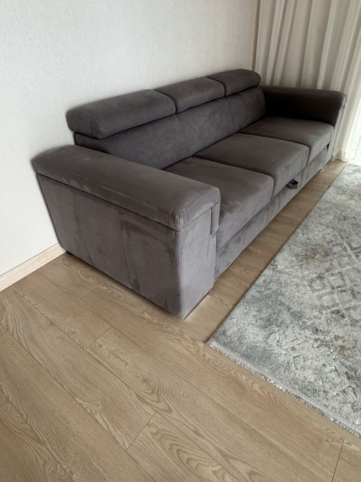 Сірий диван  Frankof. Модель Martyn (розкладний з спальним місцем)