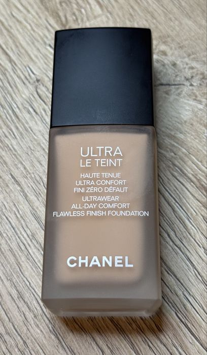 Chanel podkład ultra le teint B20