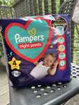 Pieluchomajtki Pampers Night Pants 4 (25 szt.)