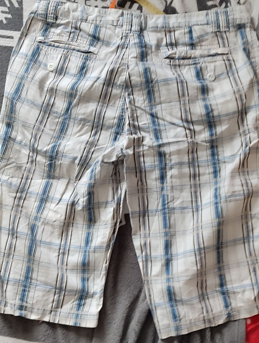 Spodnie krótkie męskie -XXXL
