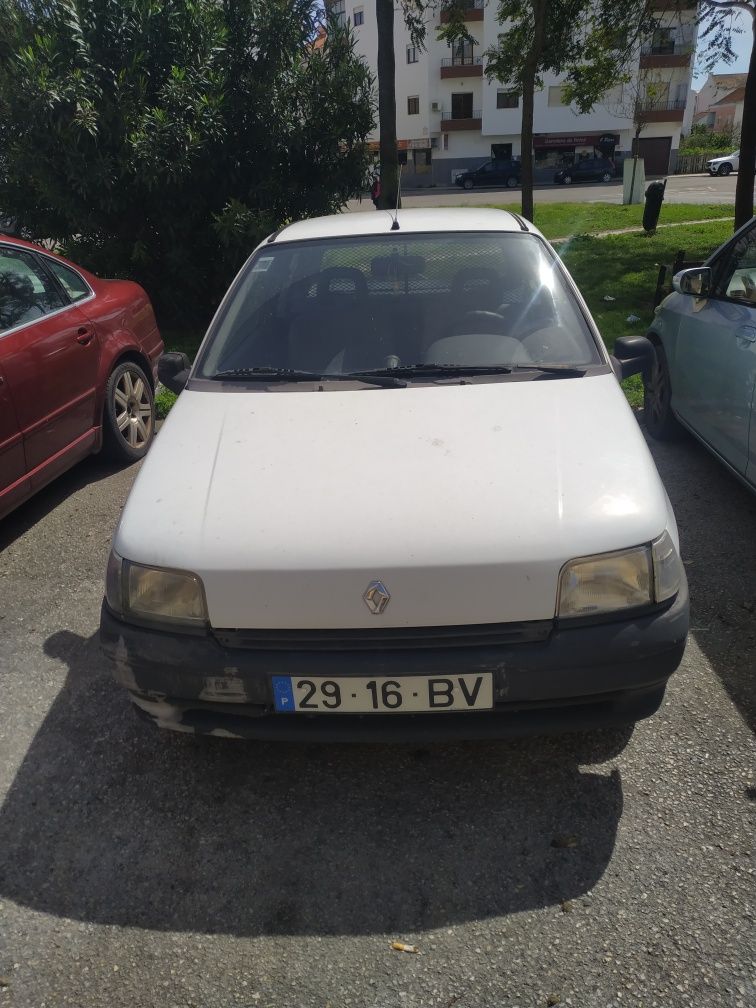 Renault Clio 1.9d comercial