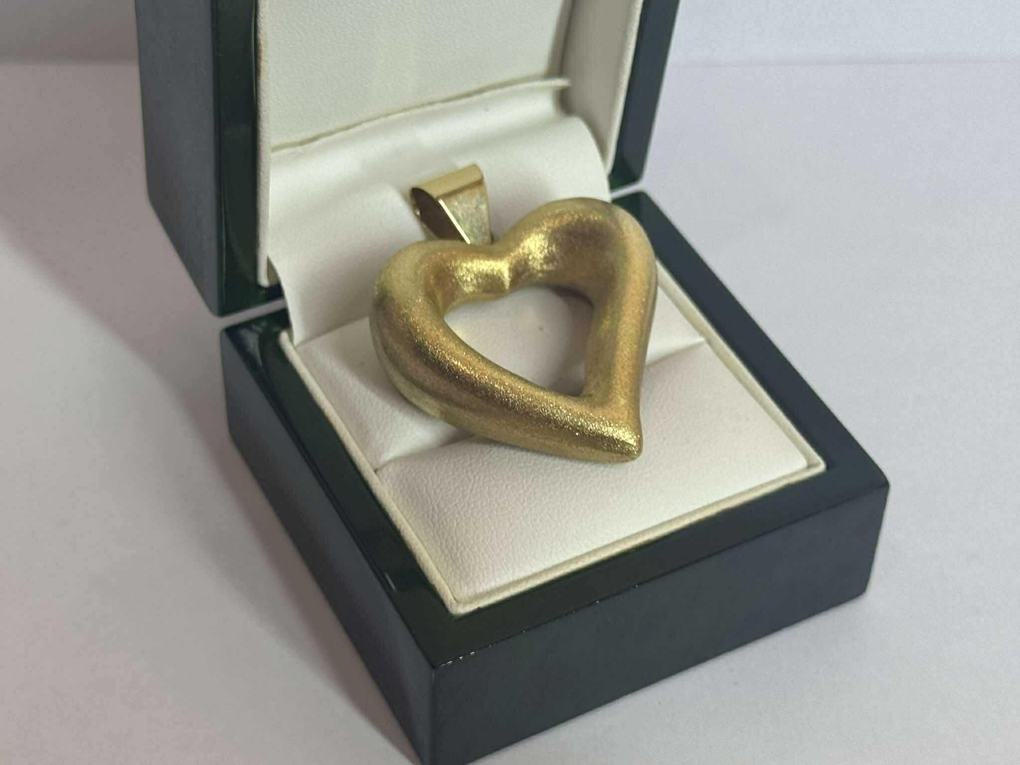 Złota przywieszka SERCE p585/14K w:9,76