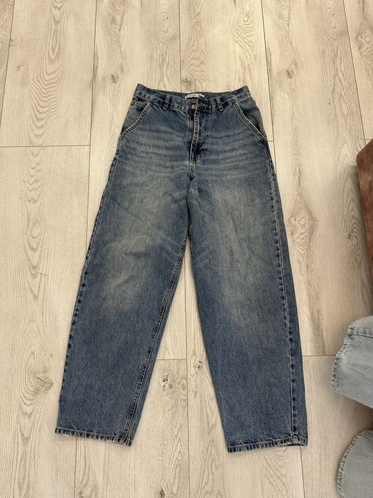 бегі джинс , зріст на фото 170 вага 53