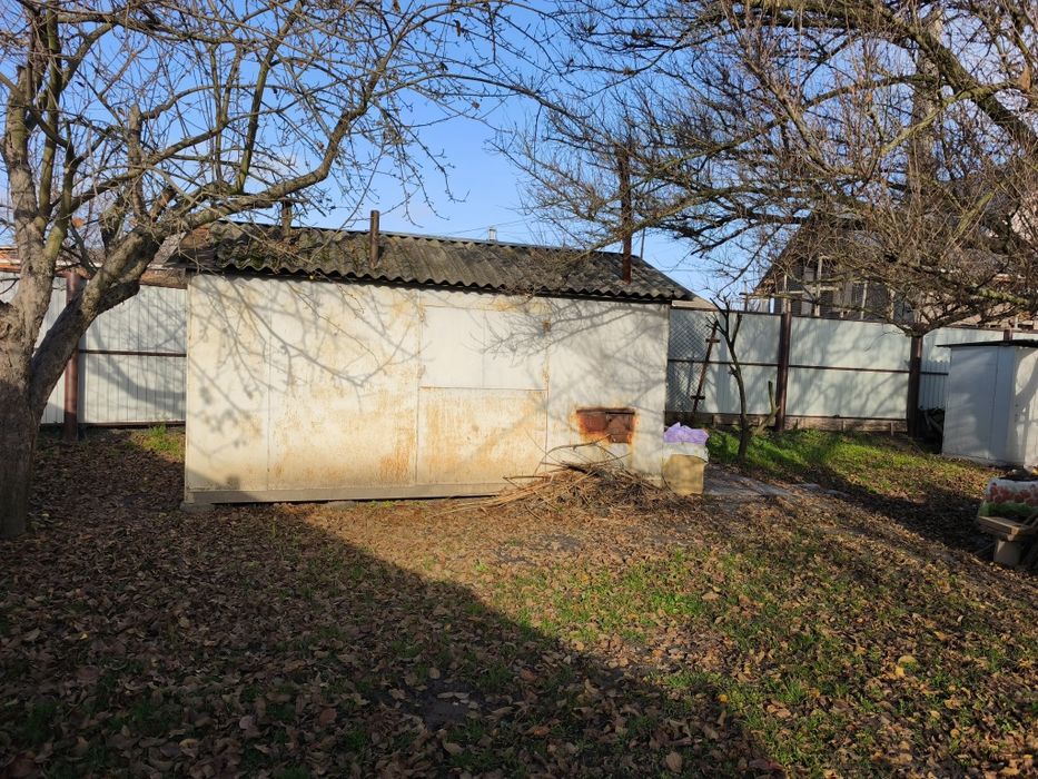 Продам дачу в місті р- н Лука,поряд житлові будинки,річка