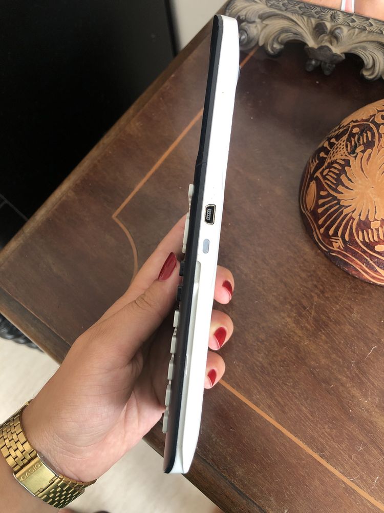 Calculadora texas TI-84 plus
