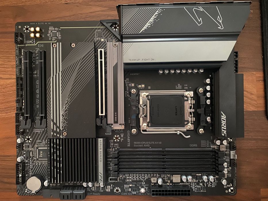 Płyta Gigabyte B650 AORUS ELITE AX V2 AMD B650 DDR5 SATA3 USB3.2 WiFi