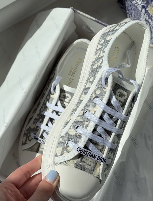Продам Кеди dior