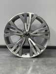 Оригінальні диски Volkswagen Passat B8 Alltrack 5x112 R18. 3G0601025BK