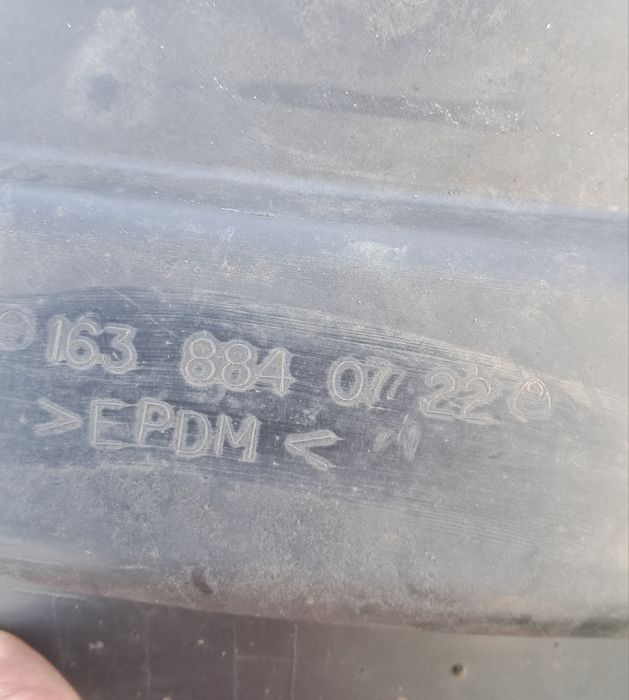 Підкрильник підкрилок Мерседес МЛ ML w163 розборка шрот запчастини