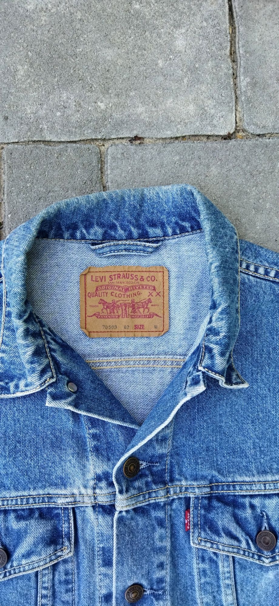 Розмір М Levis джинсовка чоловіча
