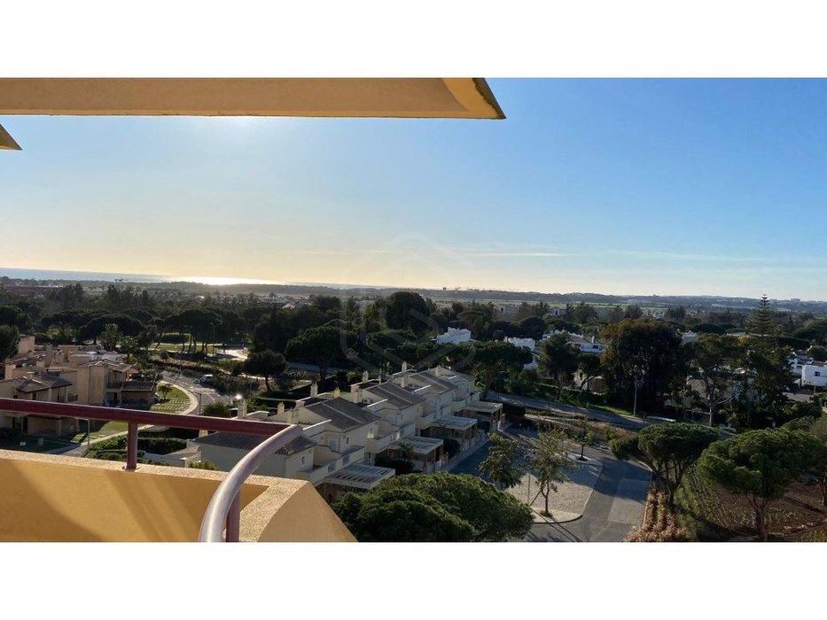 Apartamento T1 em Condomínio Privado com Piscina em Vilamoura, Algarve