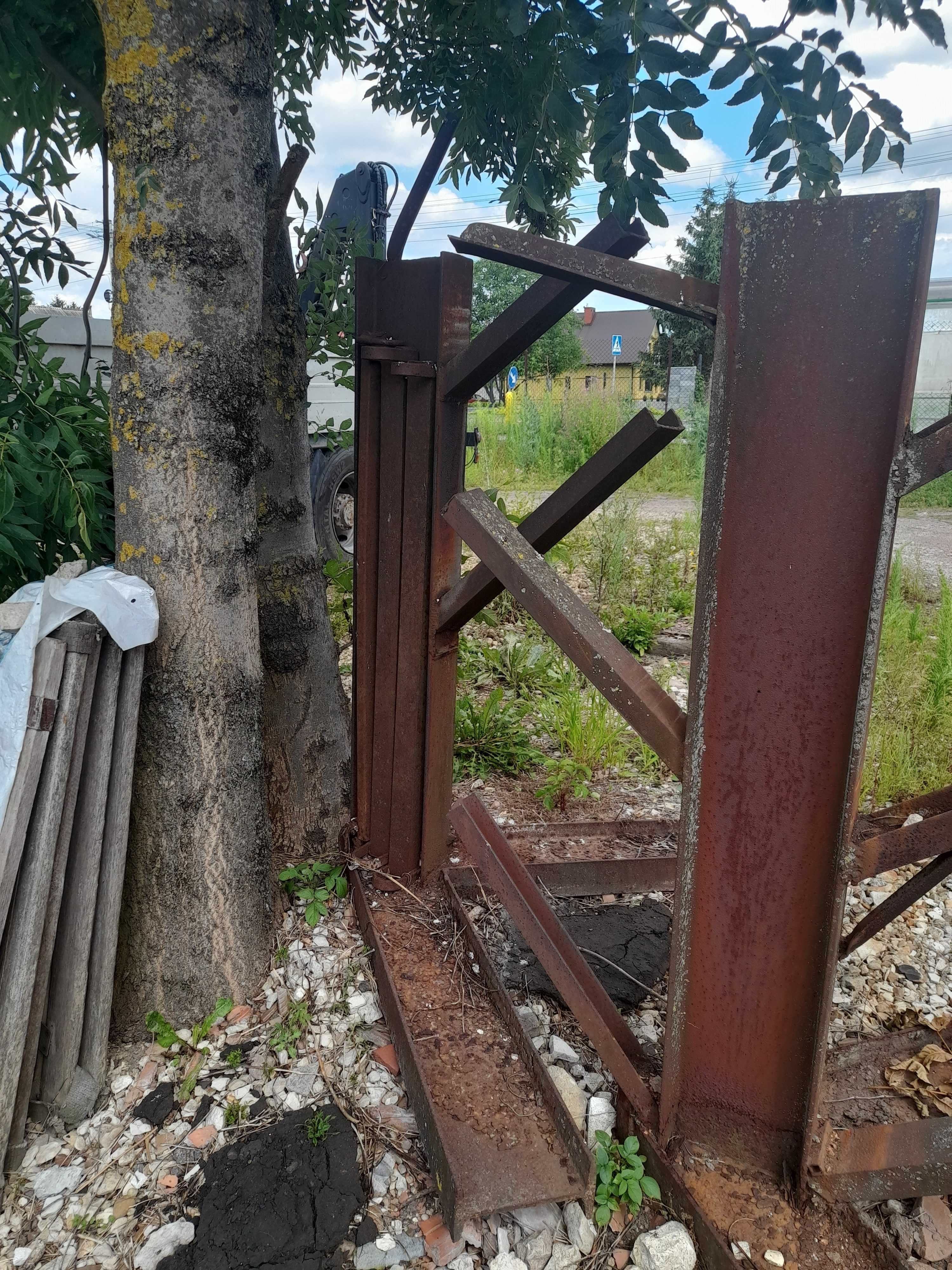 Stojaki na metale budowlane 4 szt