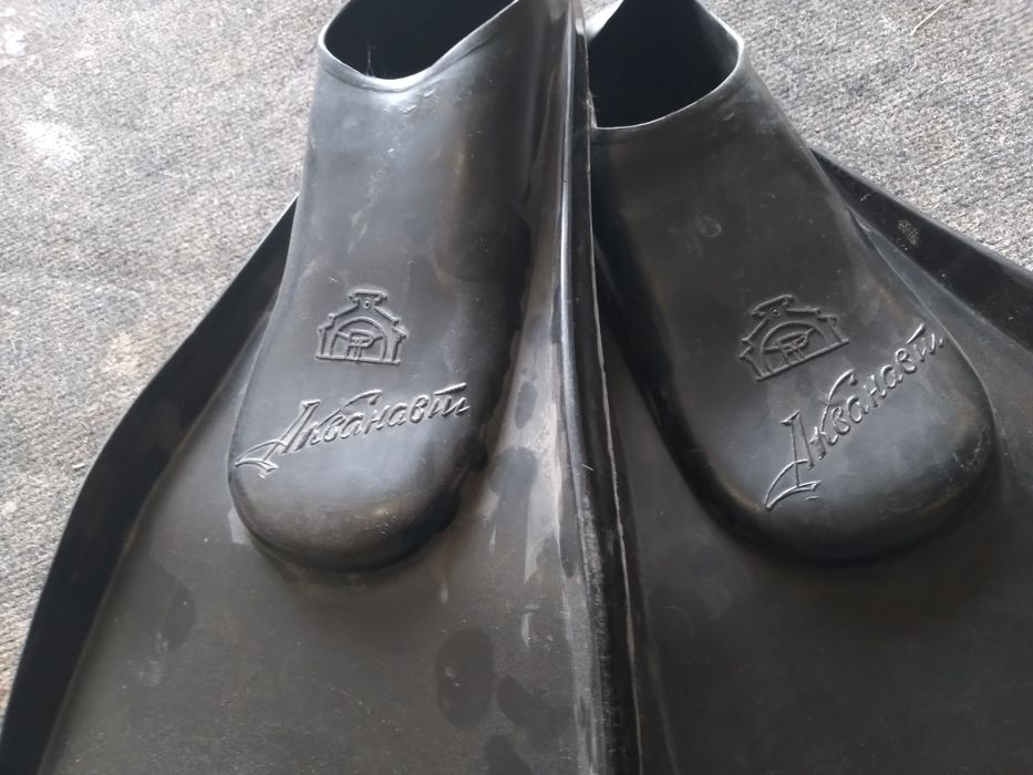 Продам ласти для плавання