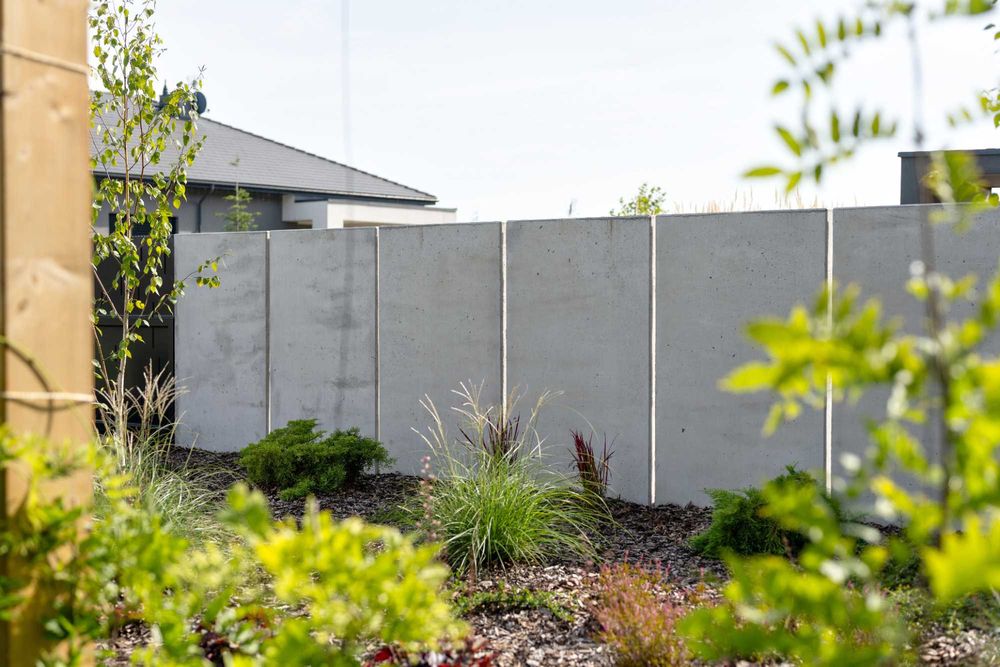 Mur ogrodzeniowy/Ogrodzenie betonowe/ L / Elka beton architektoniczny