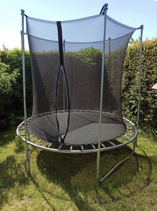Trampolina ogrodowa średnica  200 cm 240 cm