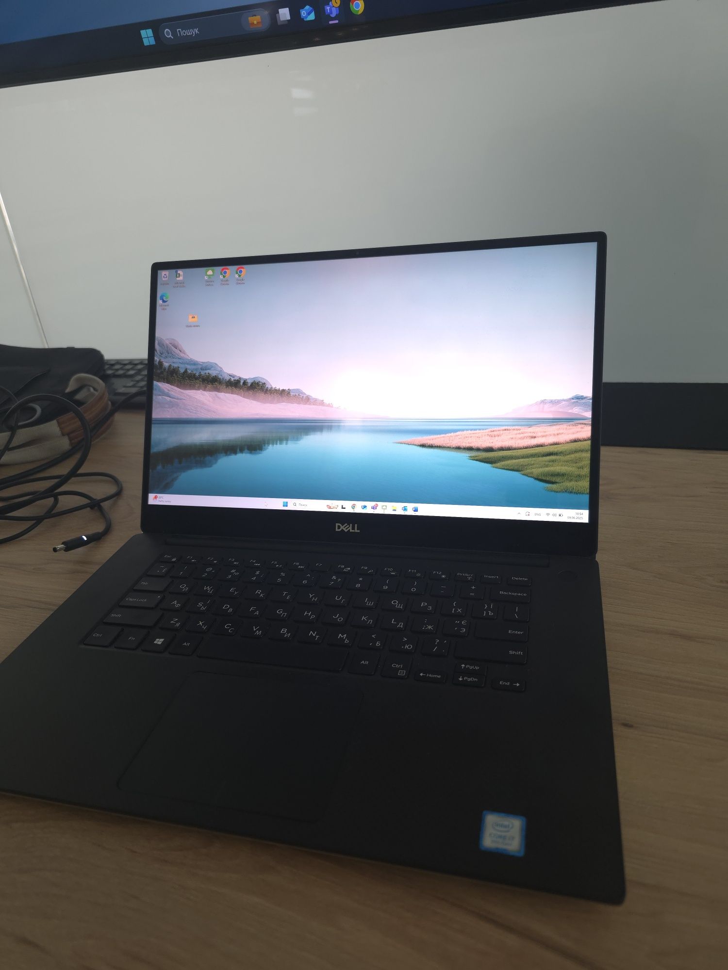 Потужний ноутбук Dell XPS 15 7590