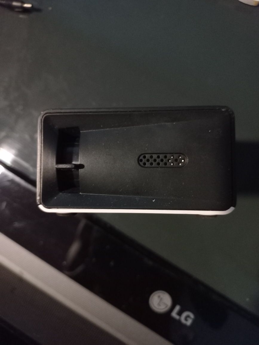 Vendi projector da para telemóvel também