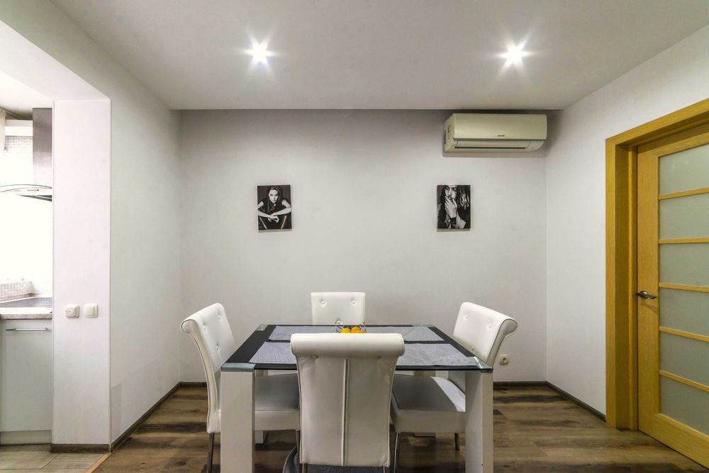 Продаж сучасної квартири | метро Позняки | озеро | Резервне живлення