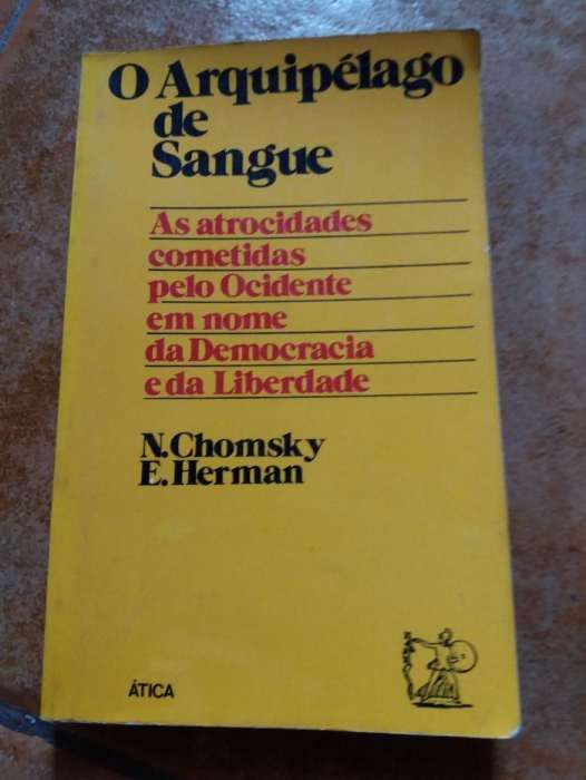 O Arquipélago de Sangue - Noam Chomsky e Edward Herman