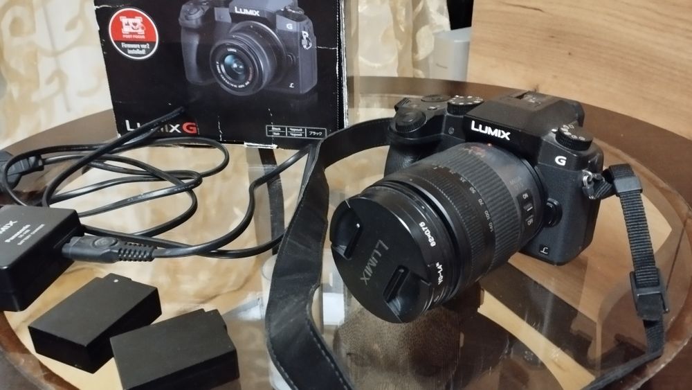 Panasonic Lumix G7 + об'єктив 14-140, дві батареї