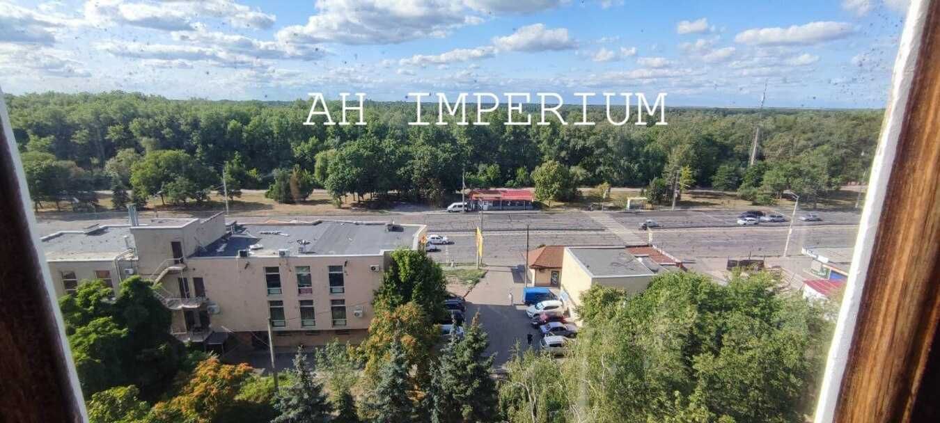 Продам 3к квартиру на Коммунаре под ремонт с шикарным видом на природу