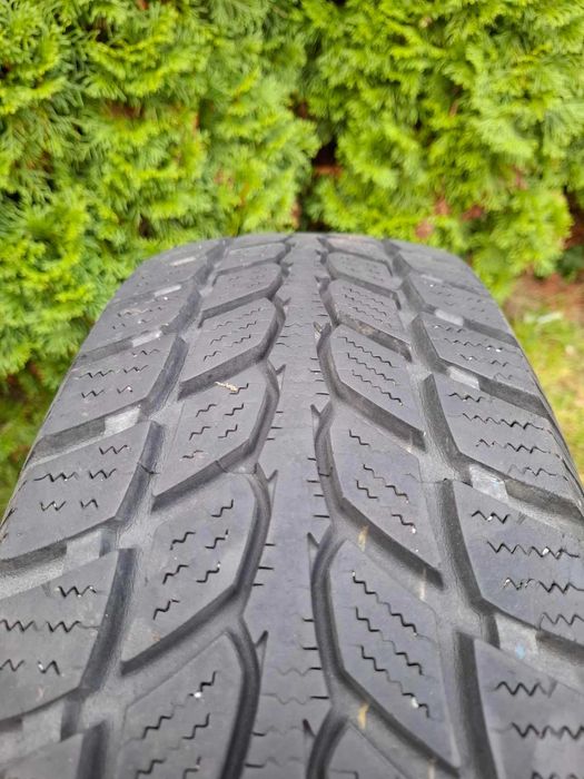 Opony zimowe GT RADIAL 215/70/16 GT