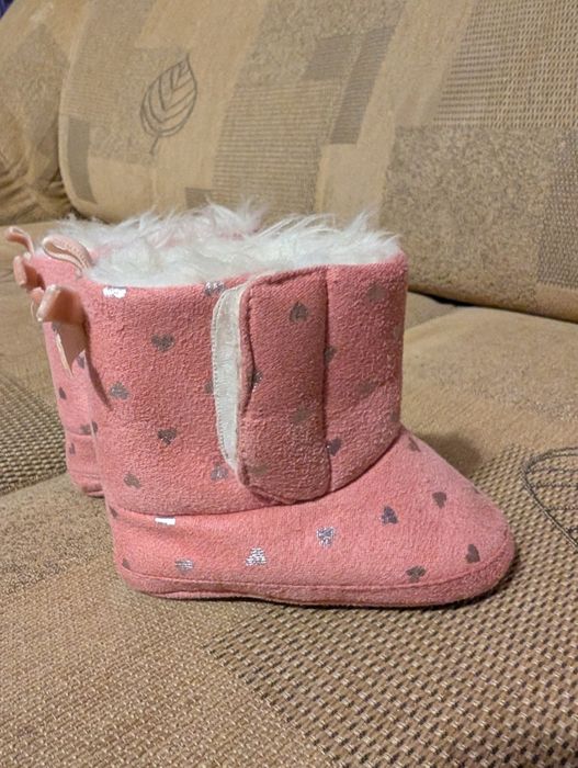 Ciepłe niechodki dziewczęce 6-9mies. (roz. 74)