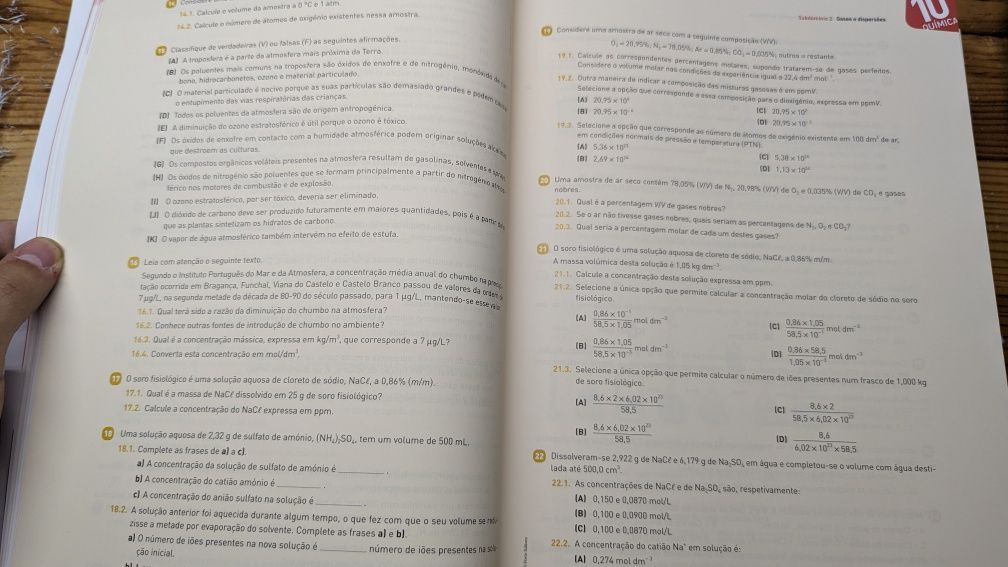 Vendo livro de preparação para o exame de física e química 11º ano