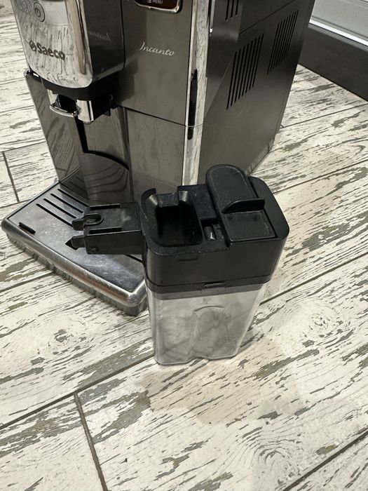 Кавомашина Saeco Incanto