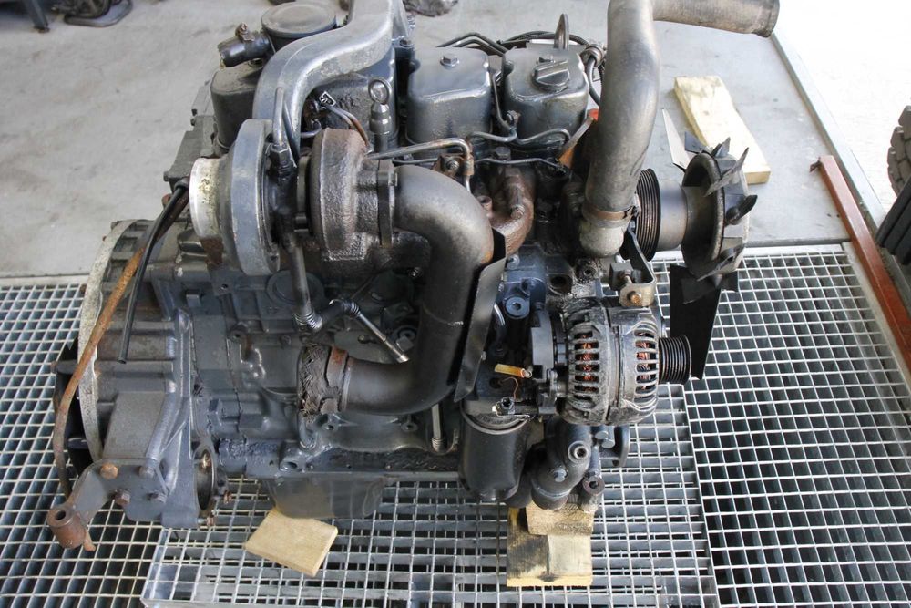 Silnik FPT Iveco New Holland Cat Fiat f4ge Case 4.5 diesel na linke