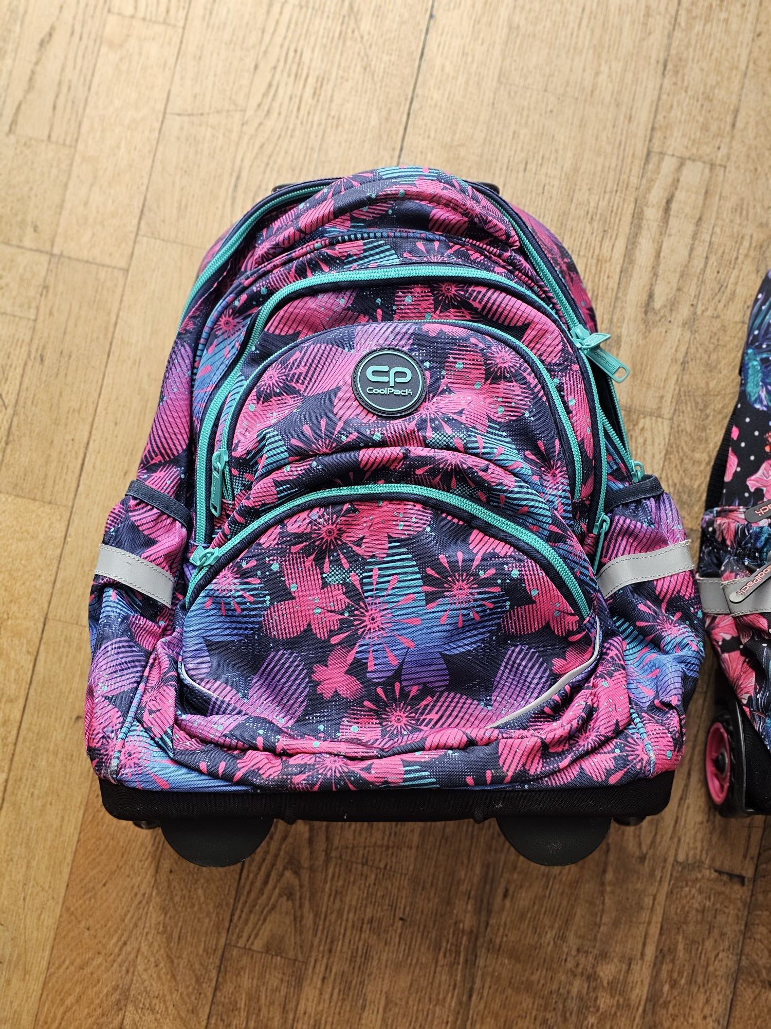 Plecak CoolPack Starr - Szkolny plecak na kółkach kwiaty i motyle