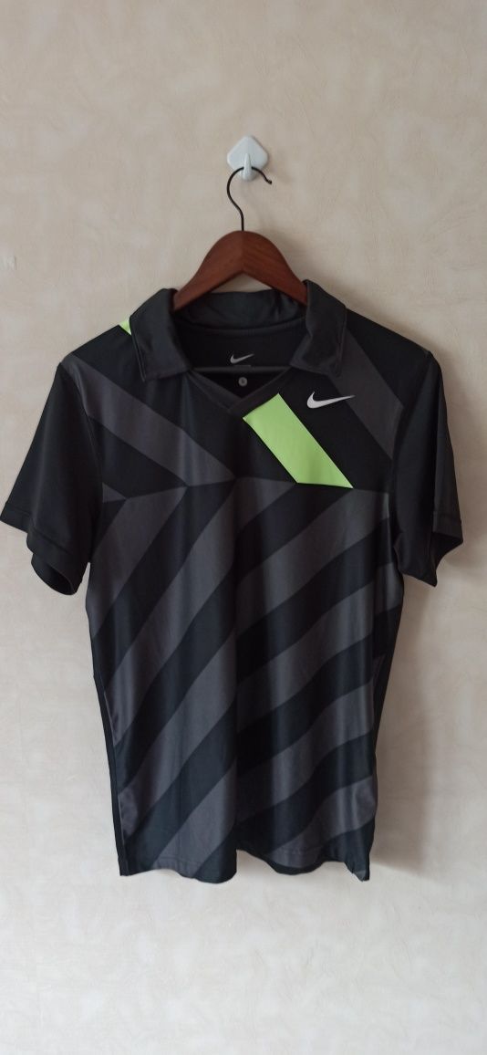 Теннисная футболка Nike court S