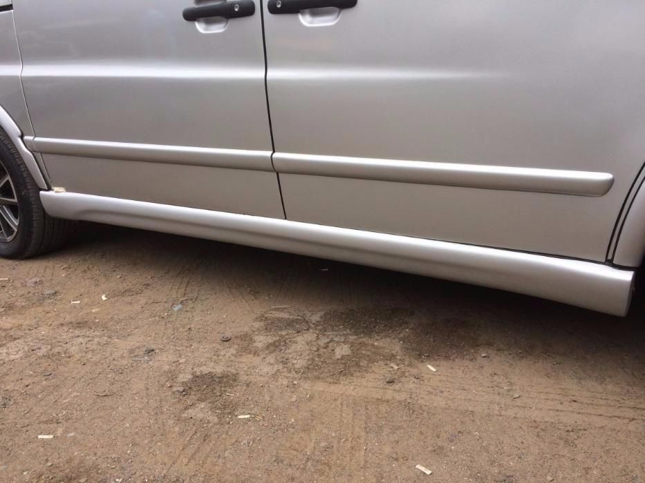 Пороги на Mercedes Vito 638 Накладки на пороги Мерседес Вито 638