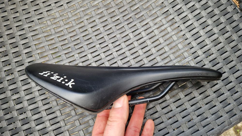 Siodełko fizik vento antares r5