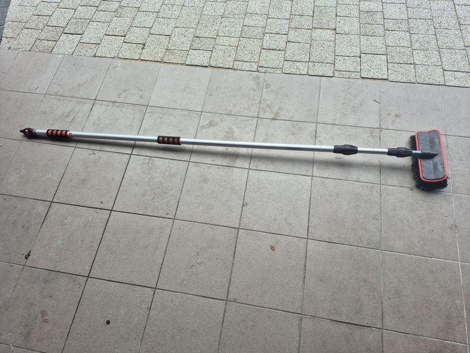 SCHMITH Szczotka do mycia paneli teleskopowa, przepływowa