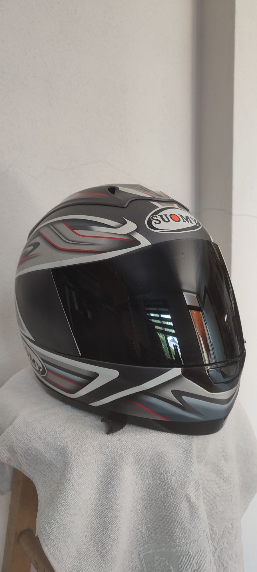 Capacete Suomy  Bargy Design