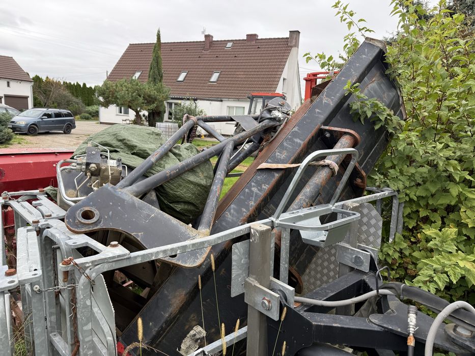 Manitou  osprzet kosz żóraw