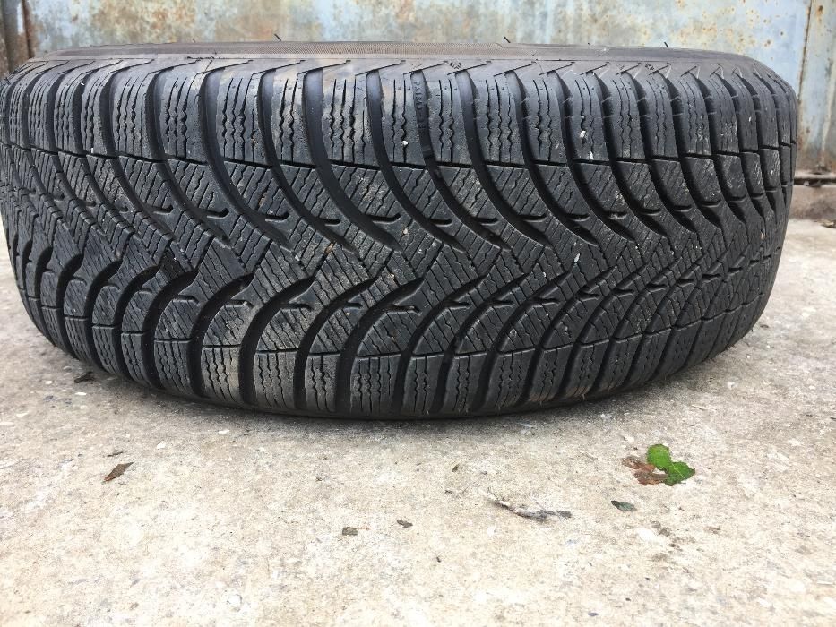 Зимняя резина MICHELIN ALPIN 205/55/R16 на двух дисках BMW