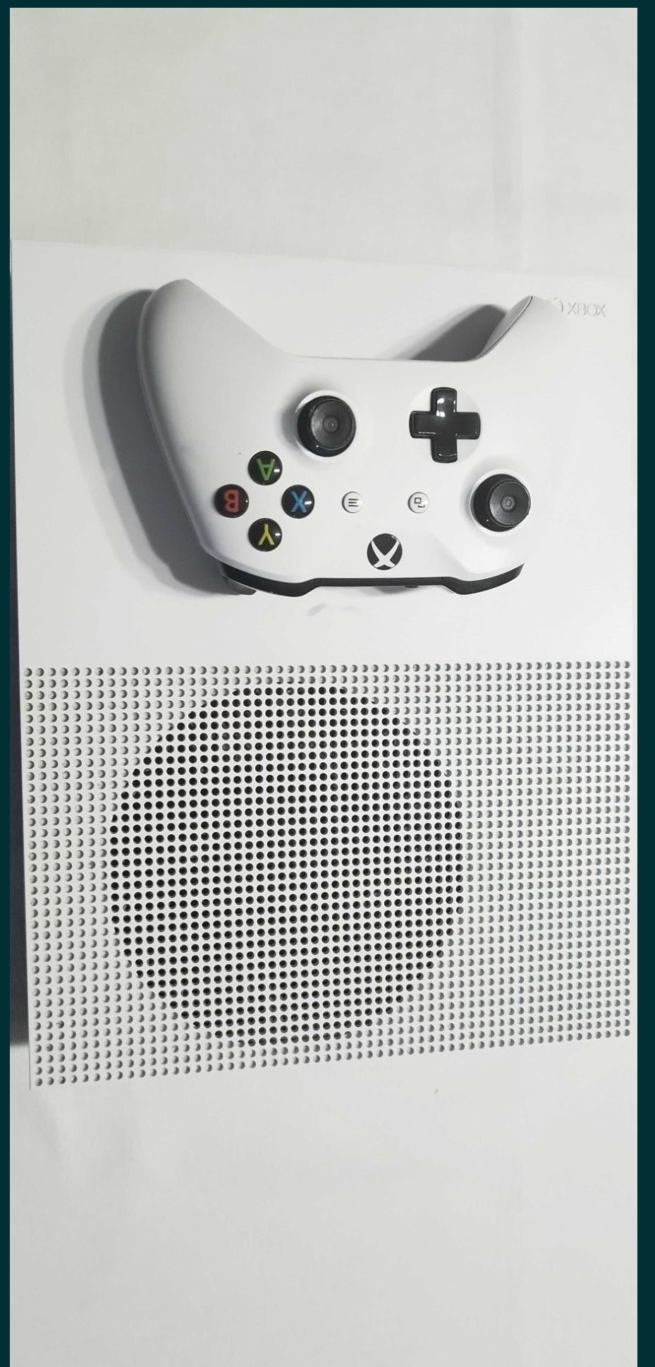 X-box one s + 1 pad + 7 gier