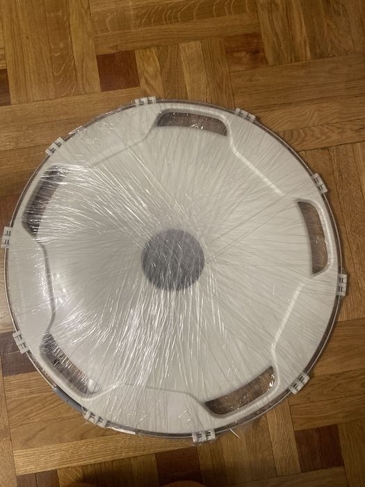 Ковпак на колесо вантажівки