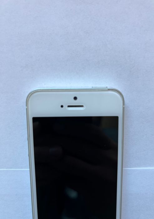 iPhone SE biały 64GB