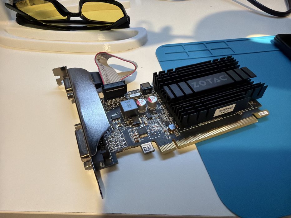 Karta Graficzna ZOTAC GT 710 ZONE Edition 2GB 64BIT DDR3 HDMI, DVI,VGA