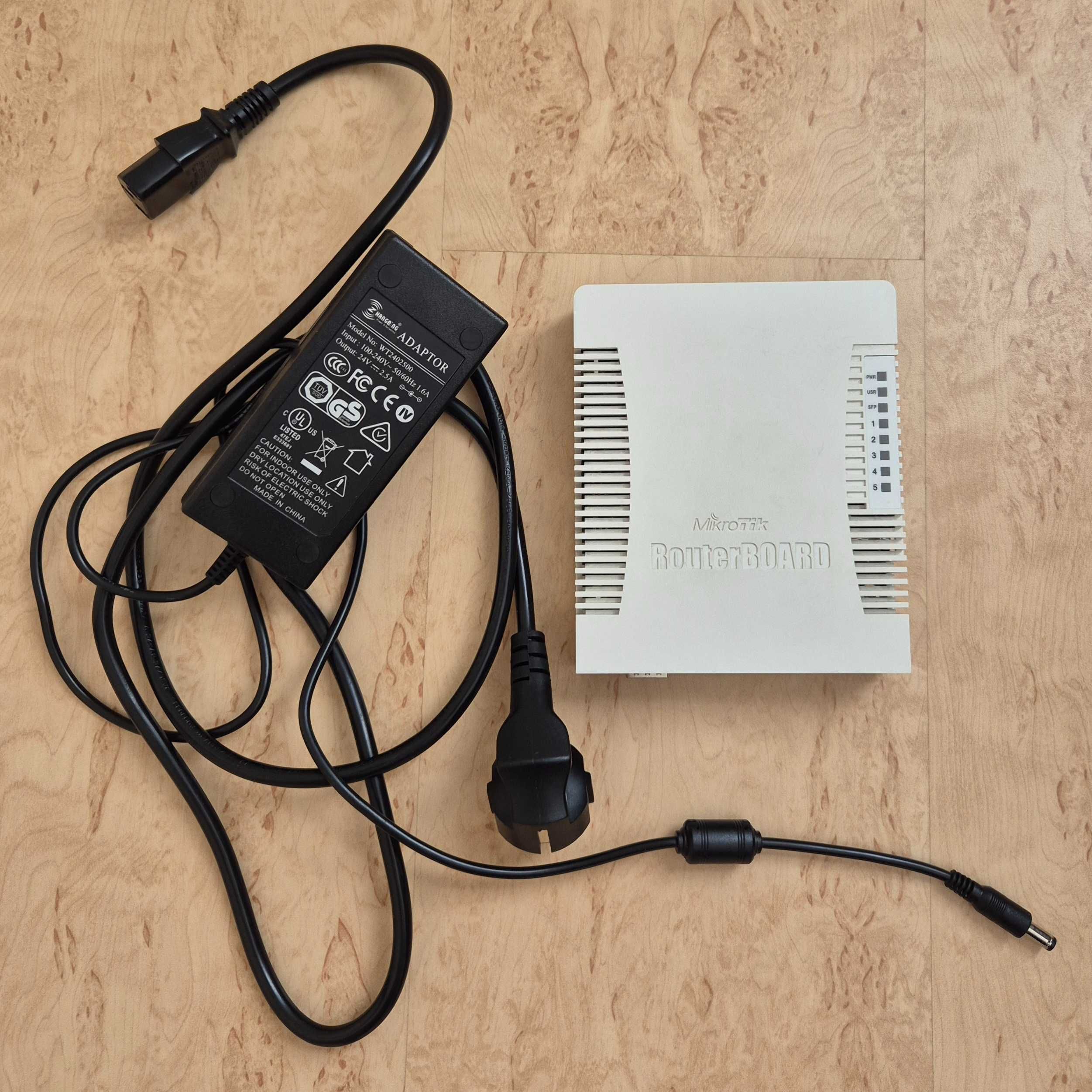 Маршрутизатор (роутер) Mikrotik hEX PoE (RB960PGS)