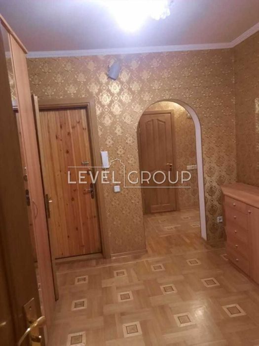 Квартира 3к, 73м, Драйзера, Троещина, Лівий берег